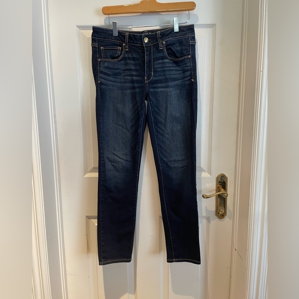American Eagle skinny jeans